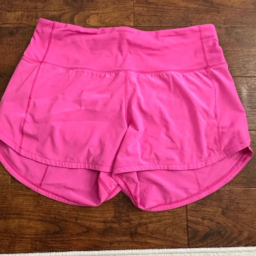 Lululemon speed up short